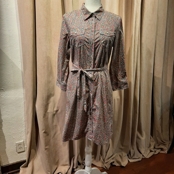 Tommy Hilfiger dress - Picture 1 of 10